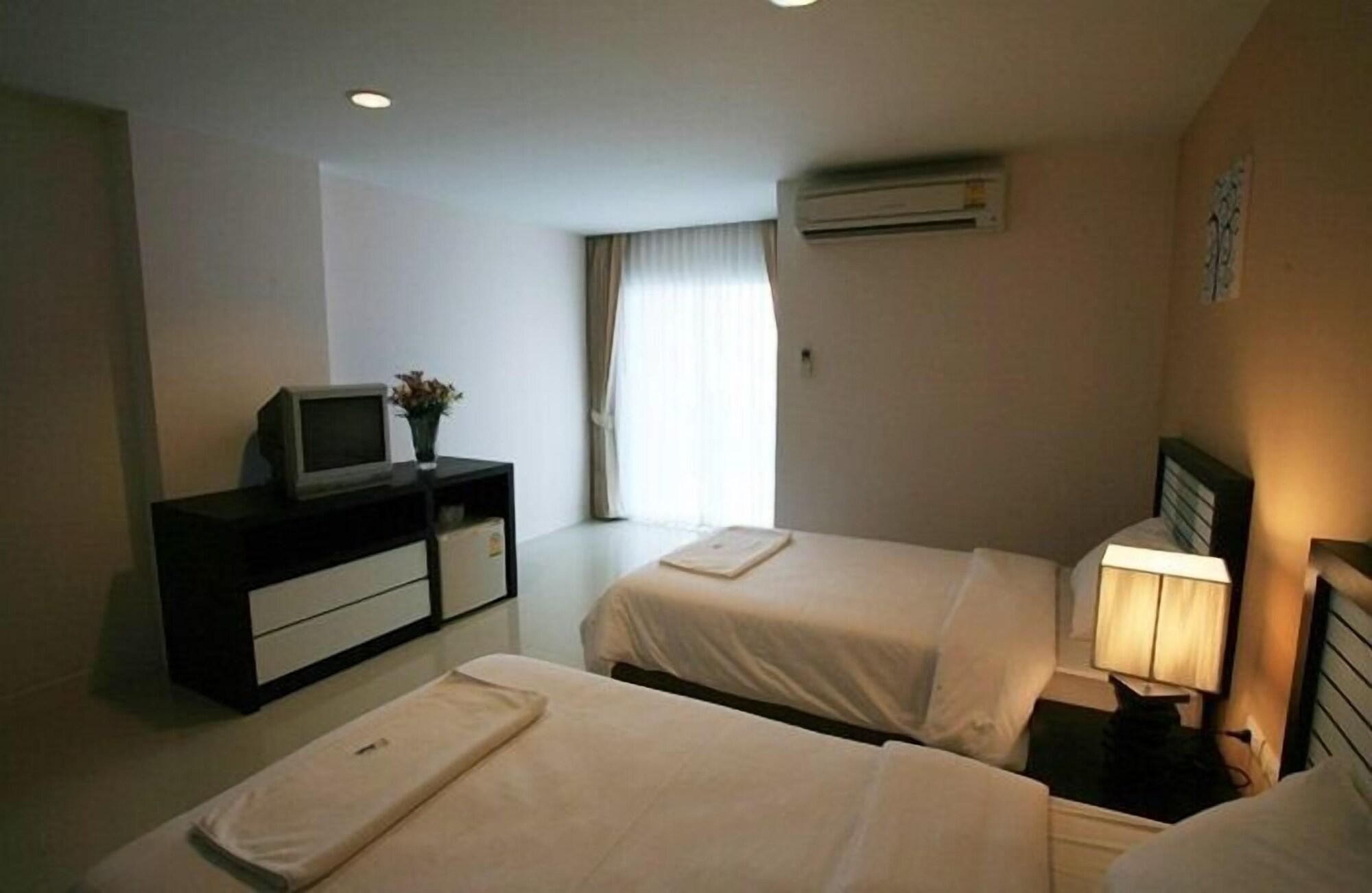 Hotel Similan Mansion Bangsaen Exterior foto
