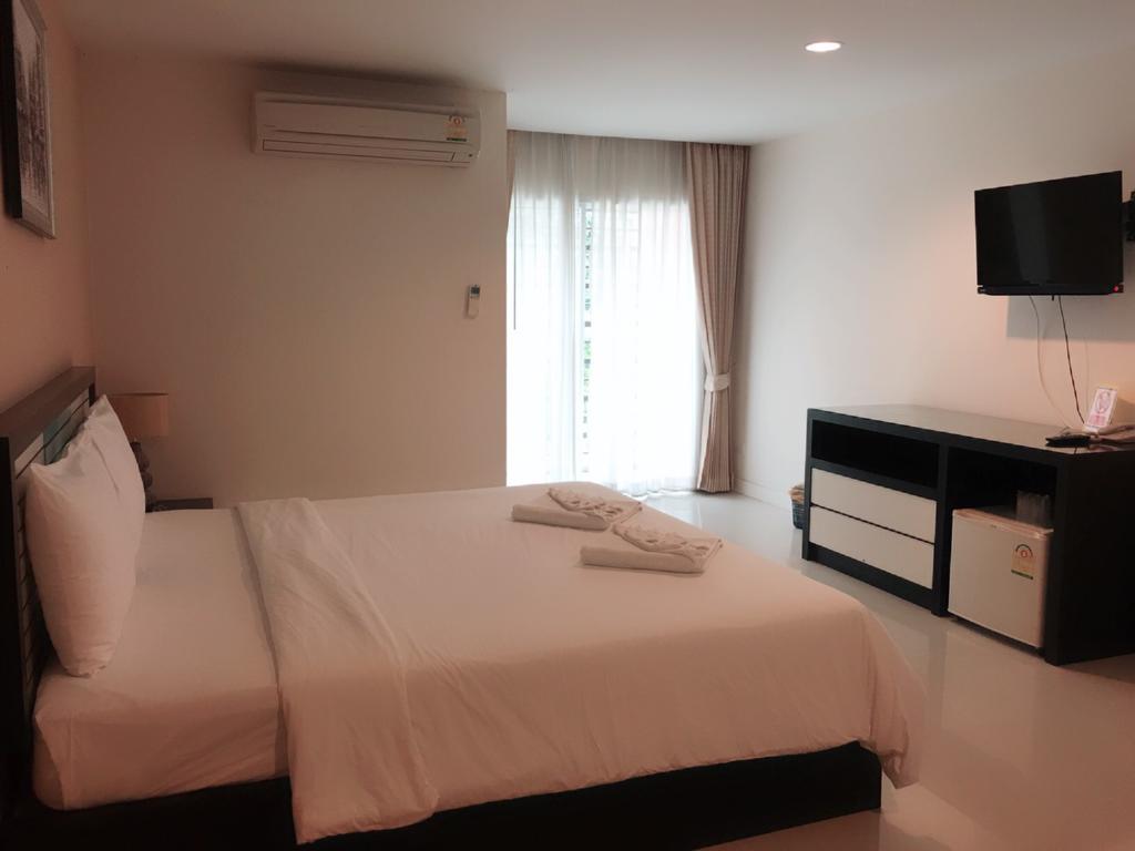 Hotel Similan Mansion Bangsaen Exterior foto